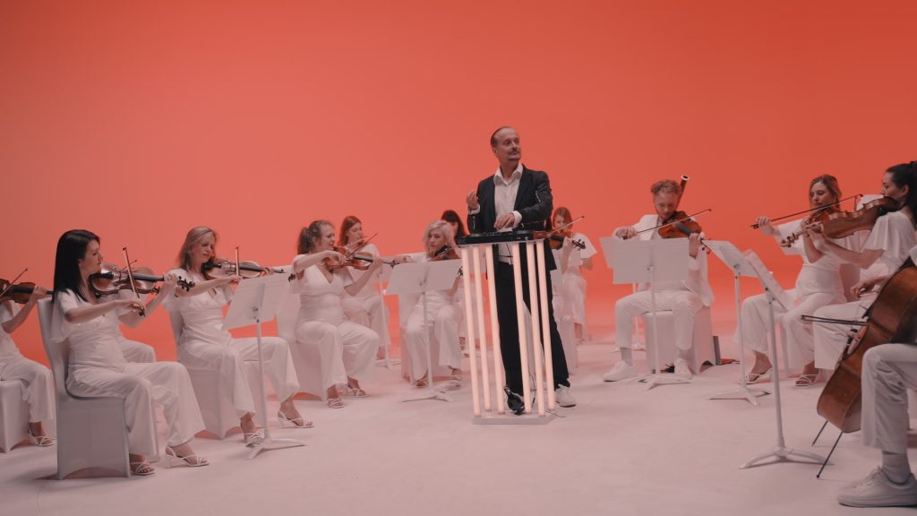 Music-Video-Screen-Capture